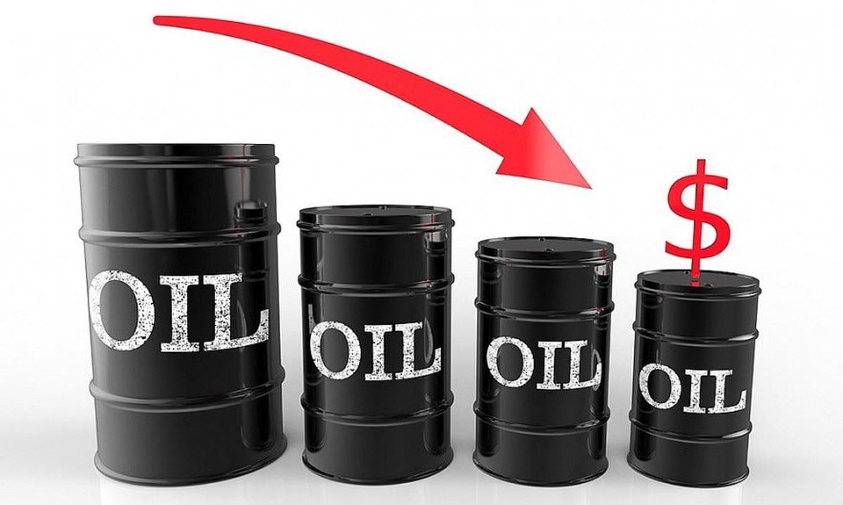 Giá dầu giảm sâu về dưới 100 USD sau tuyên bố của ông Trump về xung đột Iran