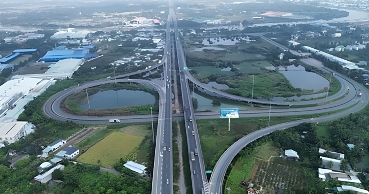 Khu tây TP.HCM: ‘Vùng trũng giá’ trước chu kỳ mới